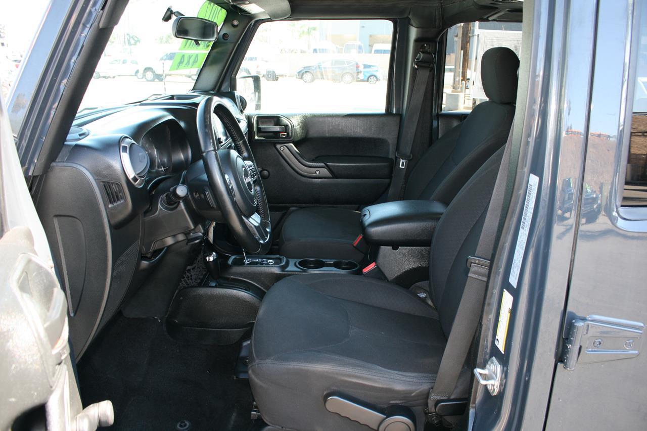 Jeep Wrangler Unlimited Sport 4x4 2017