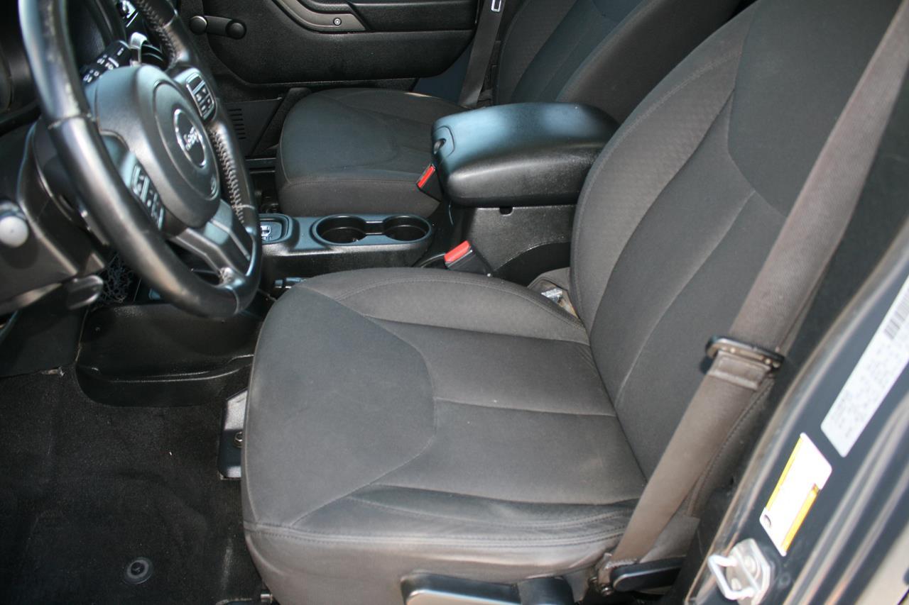 Jeep Wrangler Unlimited Sport 4x4 2017