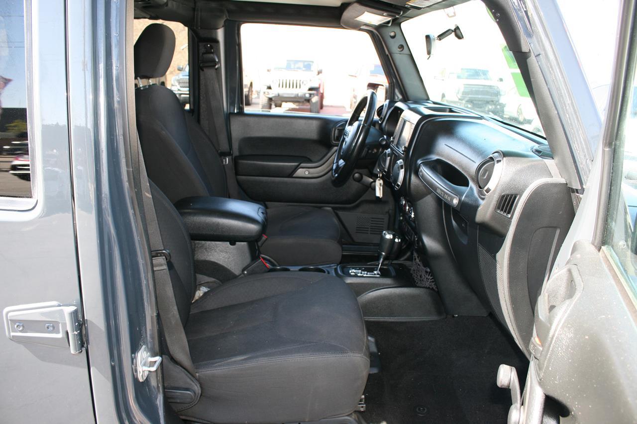 Jeep Wrangler Unlimited Sport 4x4 2017