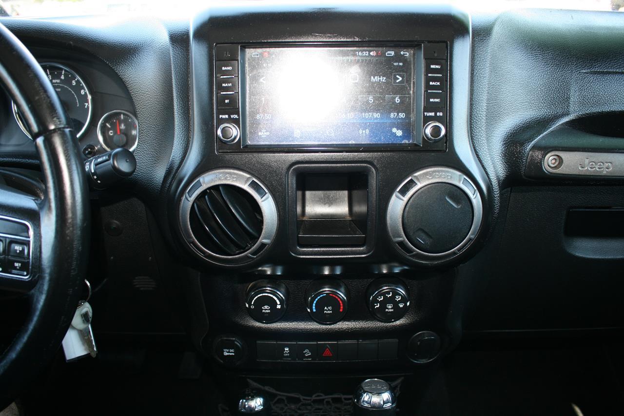 Jeep Wrangler Unlimited Sport 4x4 2017