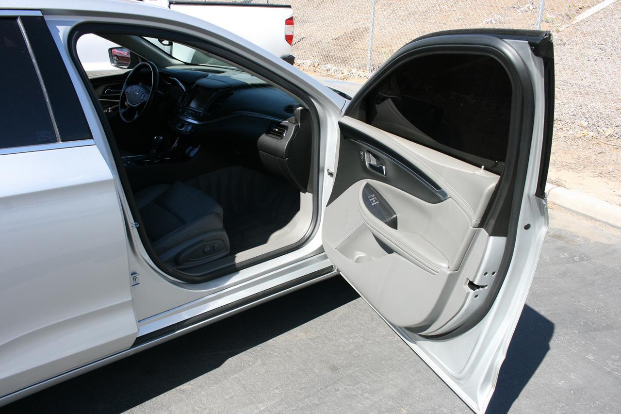 Chevrolet Impala 4dr Sdn LT w/1LT 2018