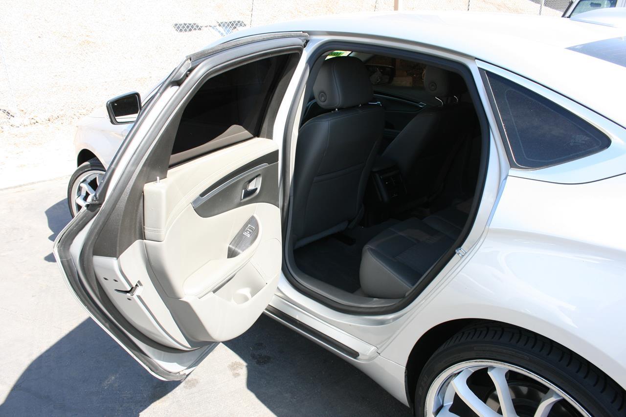 Chevrolet Impala 4dr Sdn LT w/1LT 2018