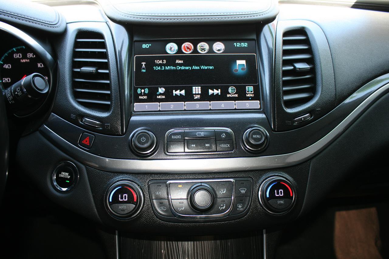 Chevrolet Impala 4dr Sdn LT w/1LT 2018