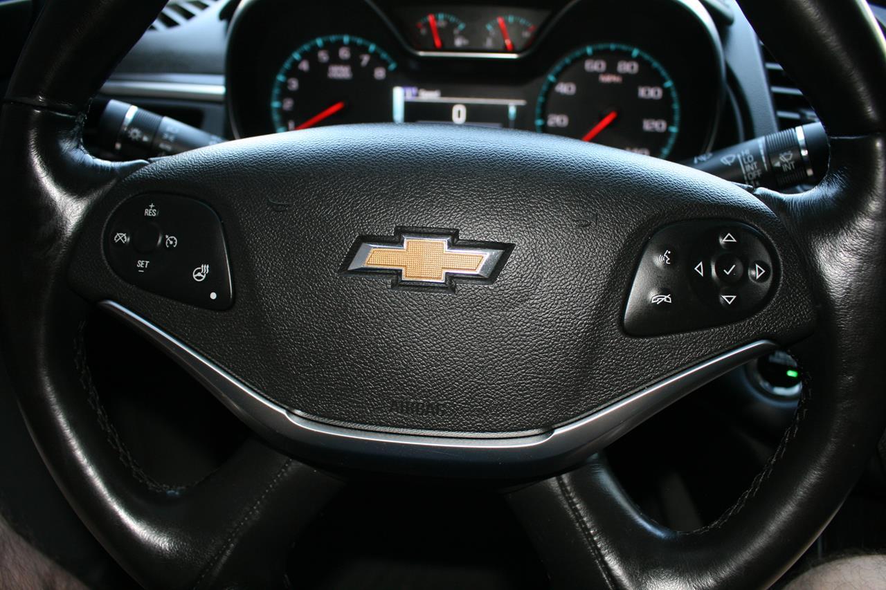 Chevrolet Impala 4dr Sdn LT w/1LT 2018