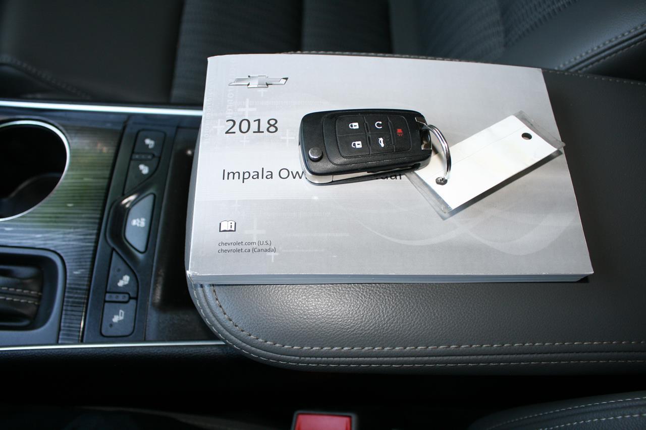 Chevrolet Impala 4dr Sdn LT w/1LT 2018