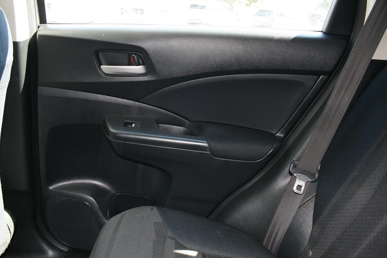 Honda CR-V 2WD 5dr LX 2015