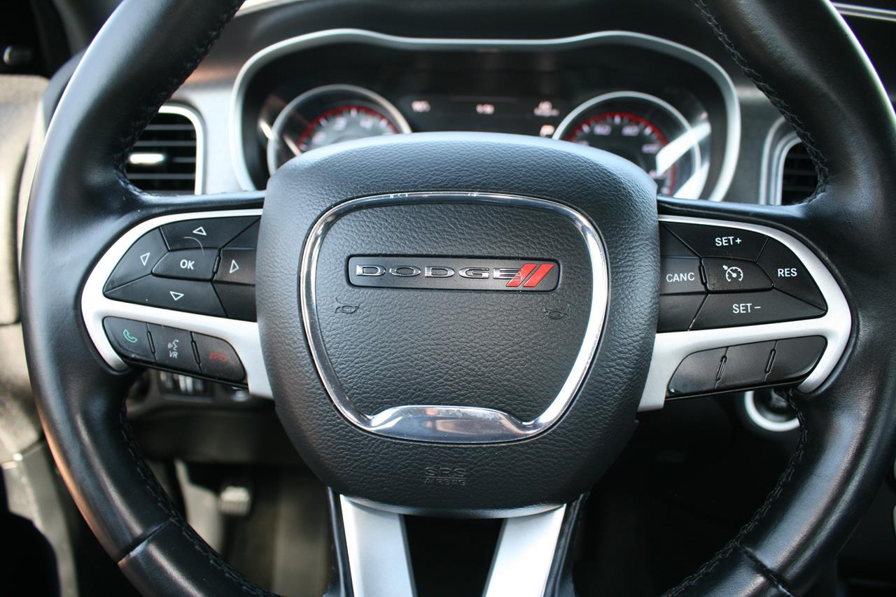 Dodge Charger 4dr Sdn SXT RWD 2015