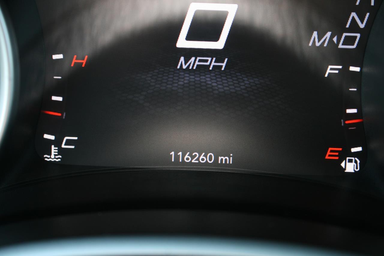 Dodge Charger 4dr Sdn SXT RWD 2015