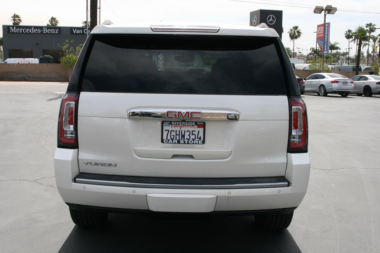 GMC Yukon 4WD 4dr Denali 2015