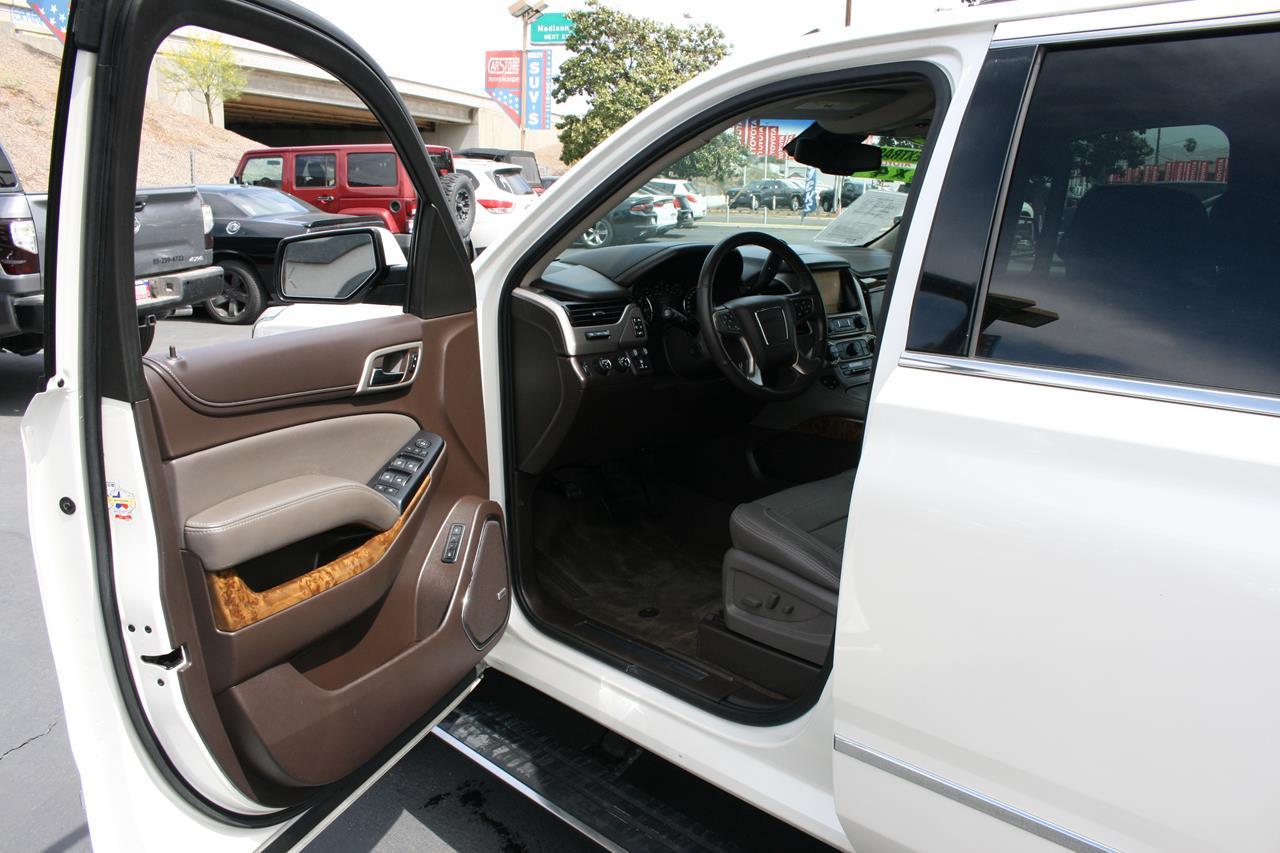 GMC Yukon 4WD 4dr Denali 2015