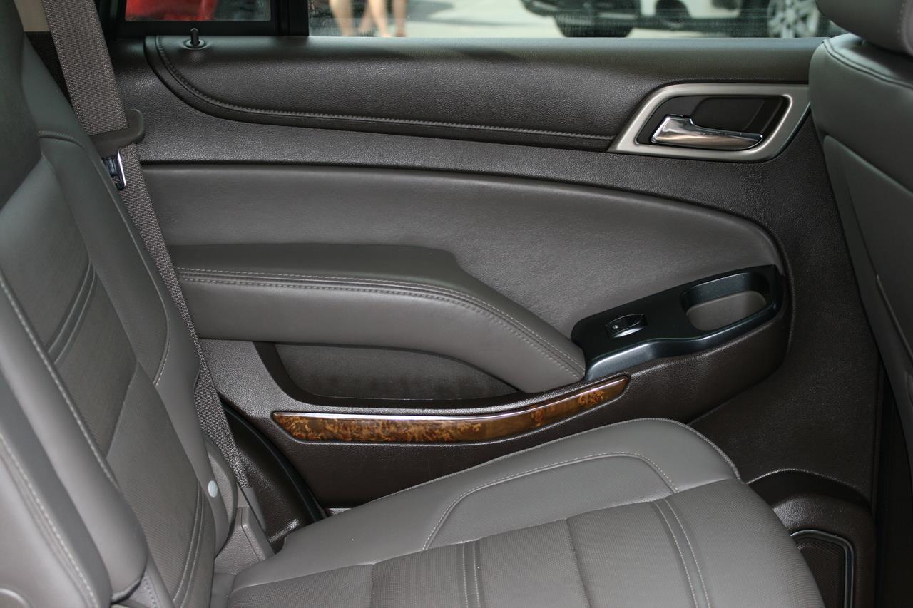 GMC Yukon 4WD 4dr Denali 2015