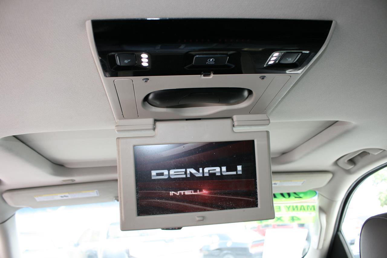 GMC Yukon 4WD 4dr Denali 2015