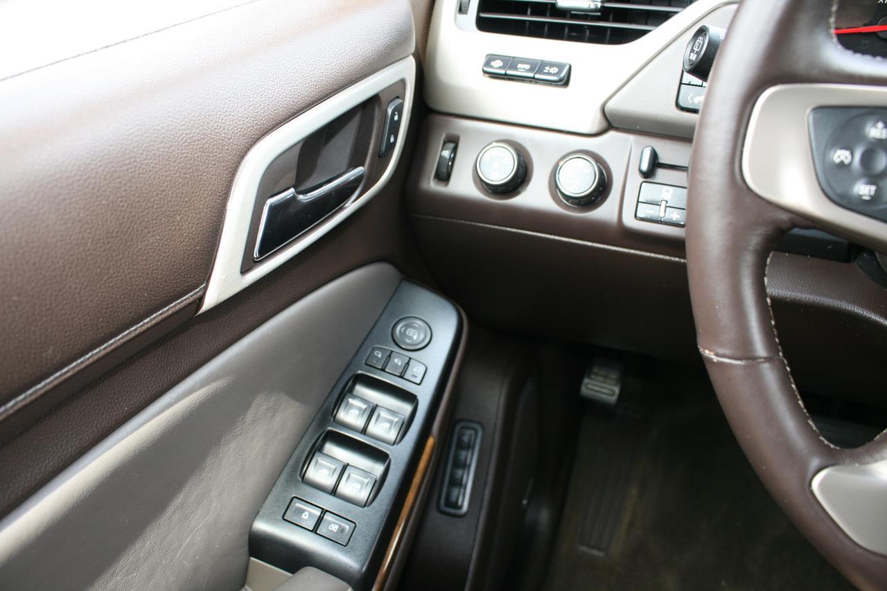 GMC Yukon 4WD 4dr Denali 2015