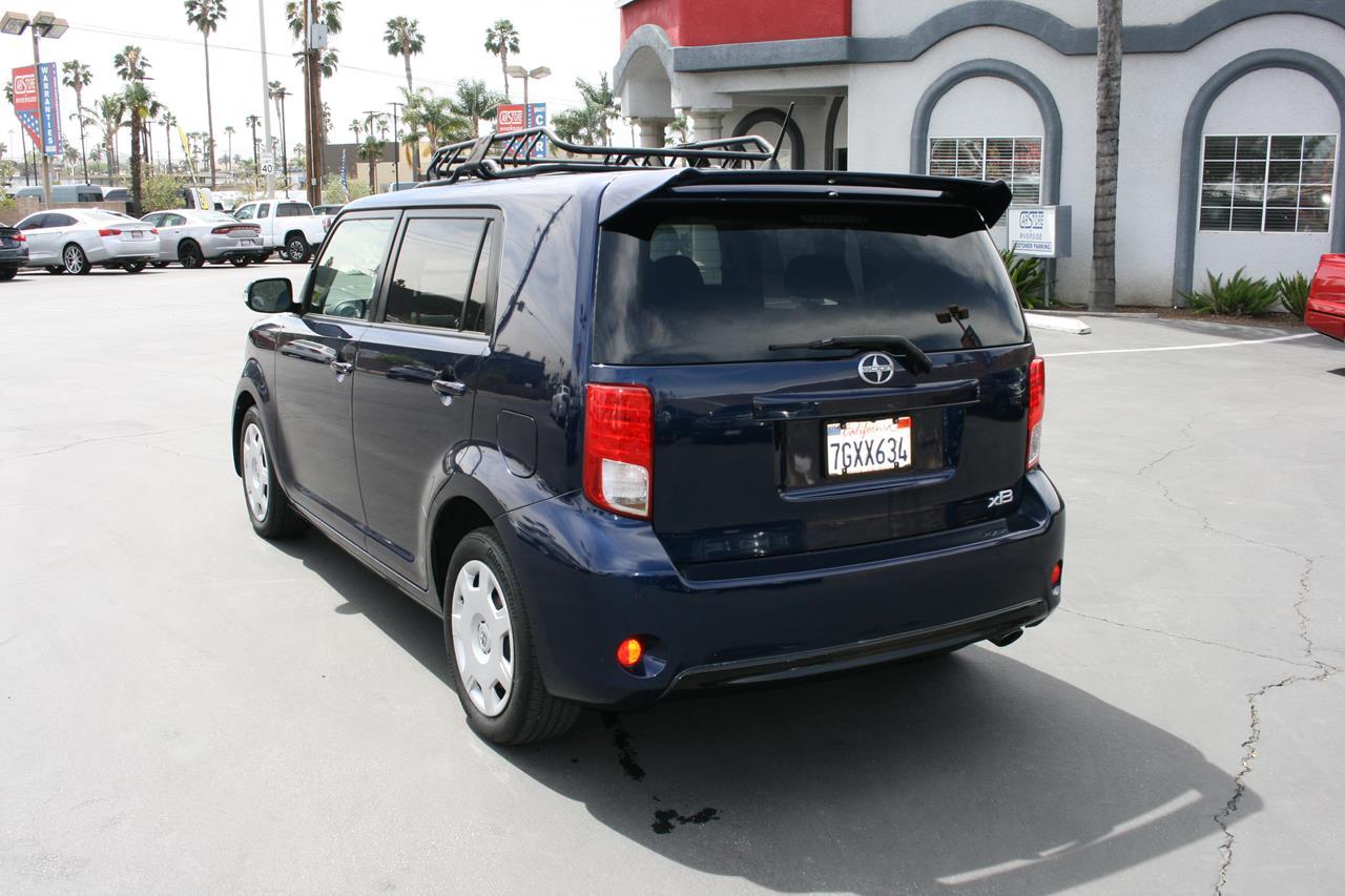 Scion xB 5dr Wgn Auto (Natl) 2014