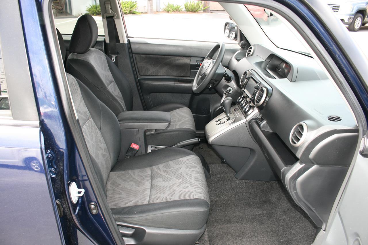 Scion xB 5dr Wgn Auto (Natl) 2014