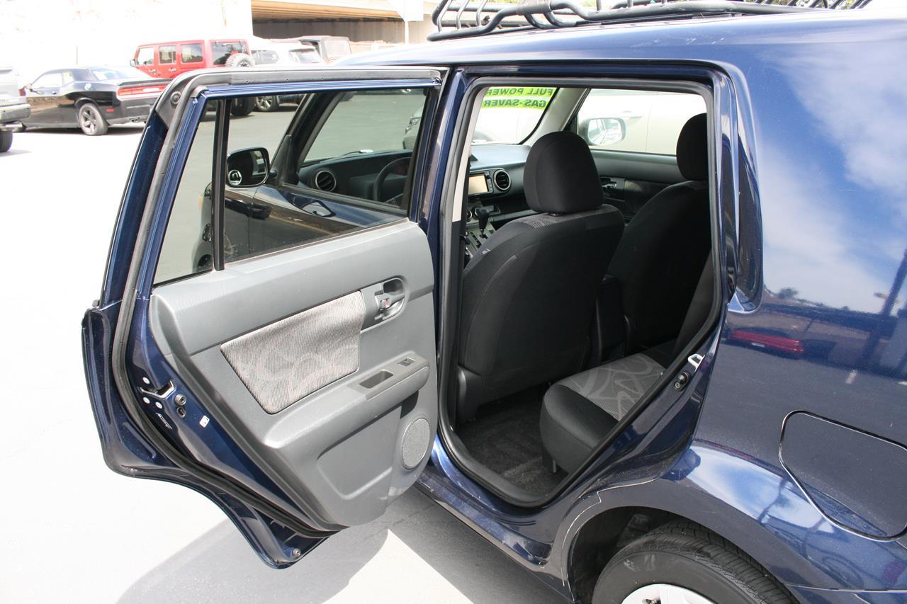 Scion xB 5dr Wgn Auto (Natl) 2014