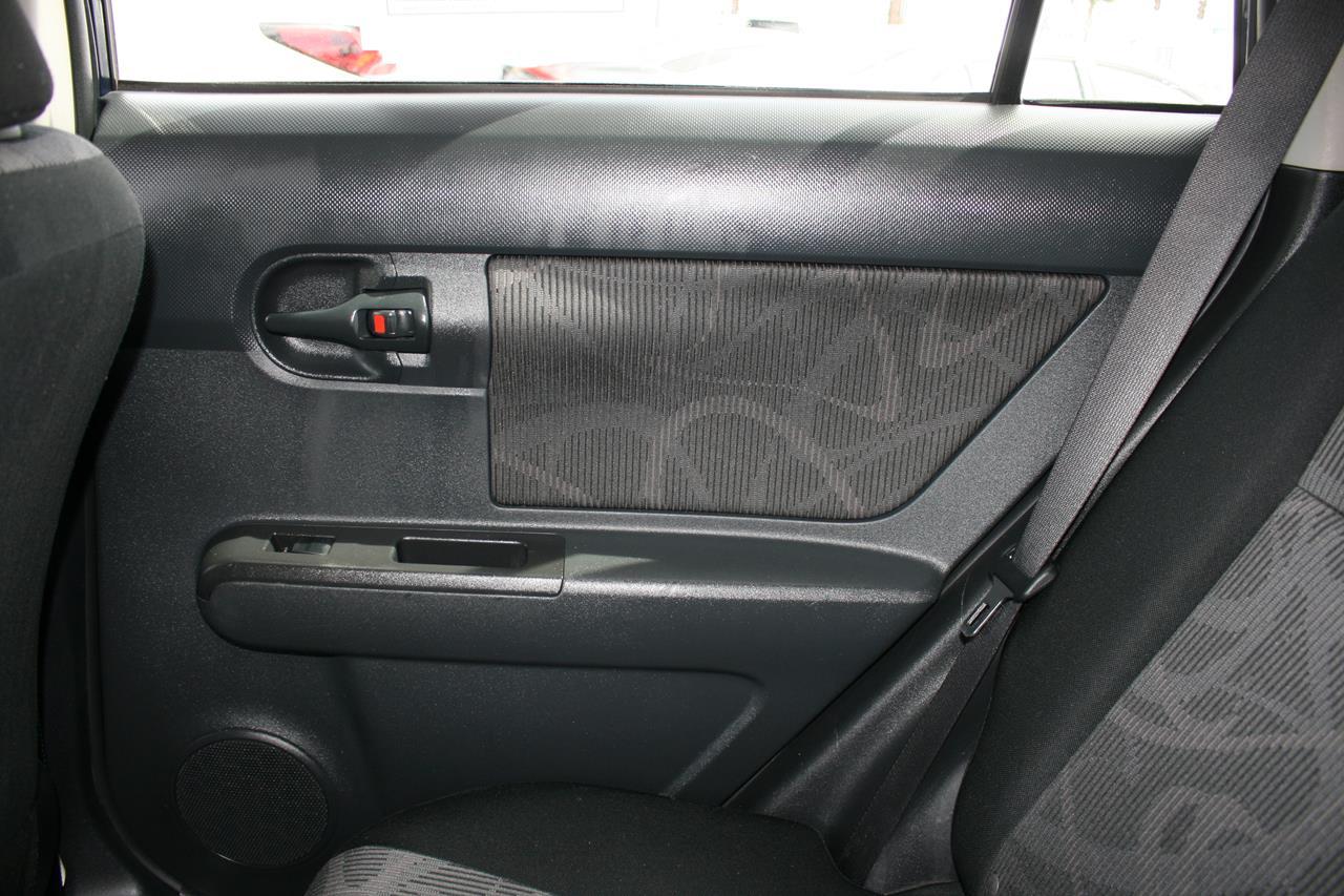 Scion xB 5dr Wgn Auto (Natl) 2014