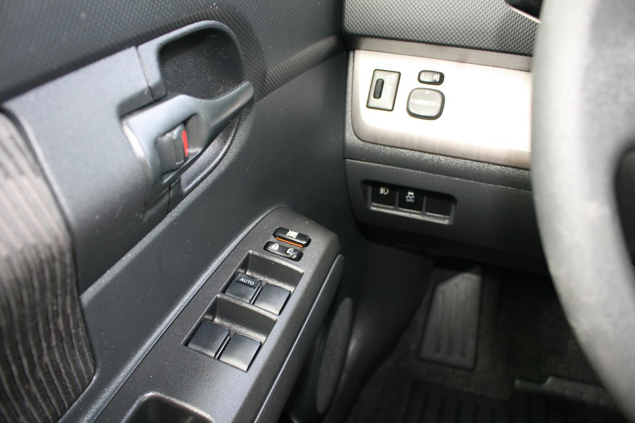 Scion xB 5dr Wgn Auto (Natl) 2014