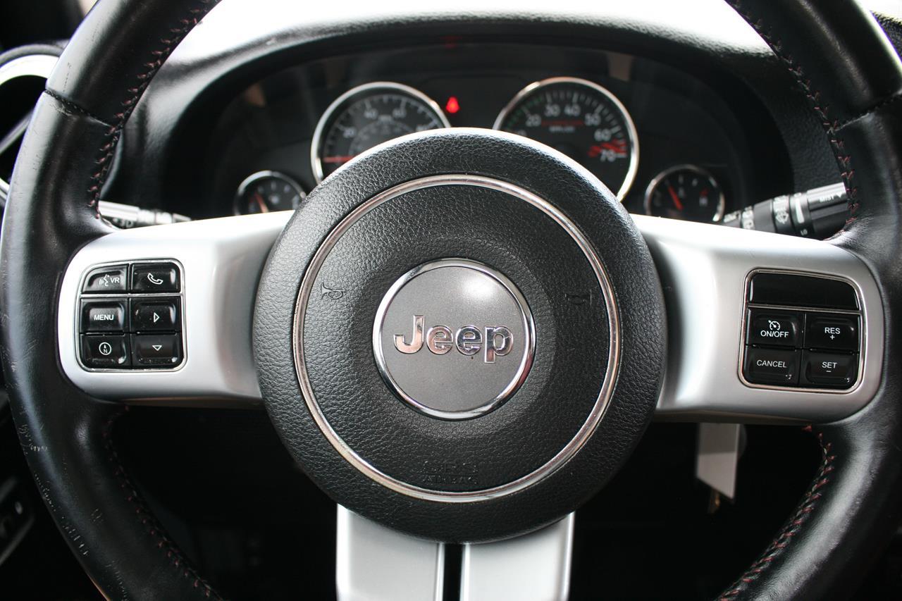 Jeep Wrangler 4WD 2dr Rubicon 10th Anniversary 2013