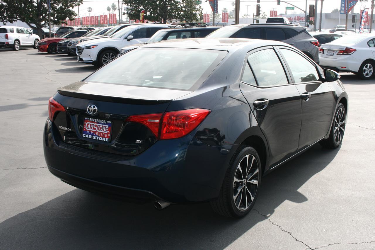 Toyota Corolla SE CVT (Natl) 2019
