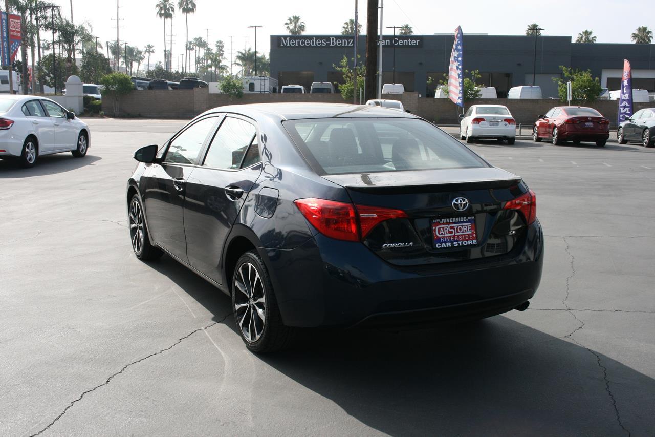 Toyota Corolla SE CVT (Natl) 2019