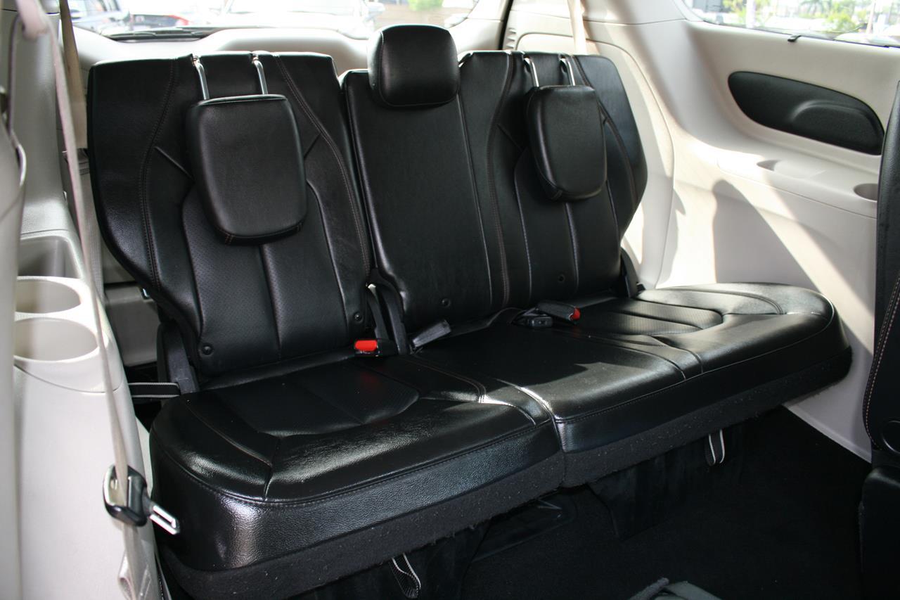 Chrysler Pacifica Touring L FWD 2019