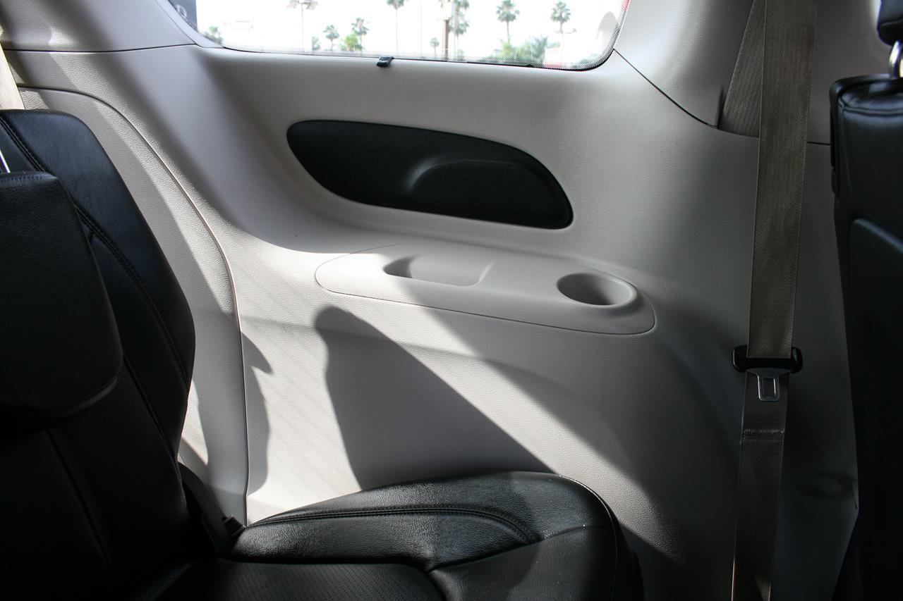 Chrysler Pacifica Touring L FWD 2019