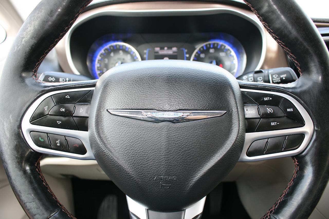 Chrysler Pacifica Touring L FWD 2019