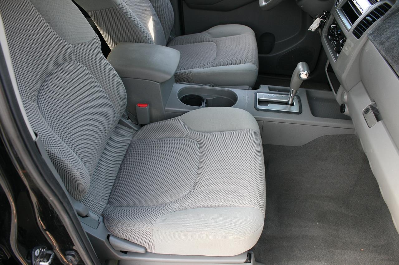 Nissan Frontier 2WD Crew Cab SWB Auto SE 2008