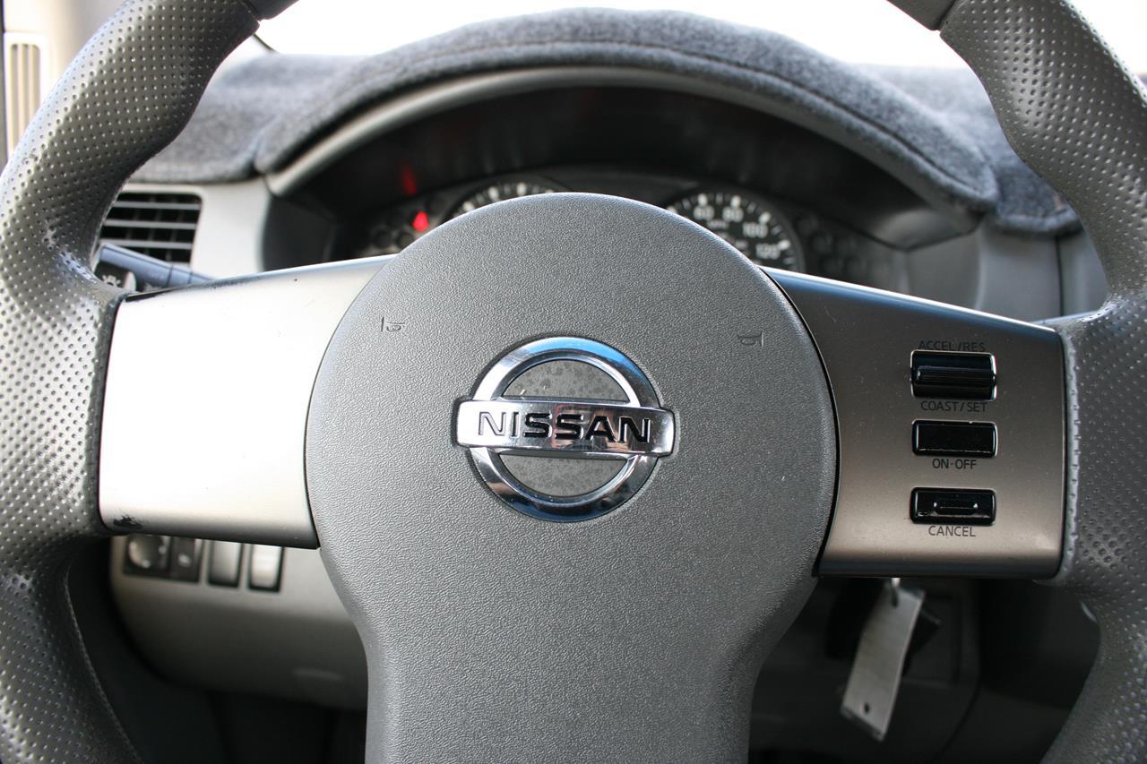 Nissan Frontier 2WD Crew Cab SWB Auto SE 2008