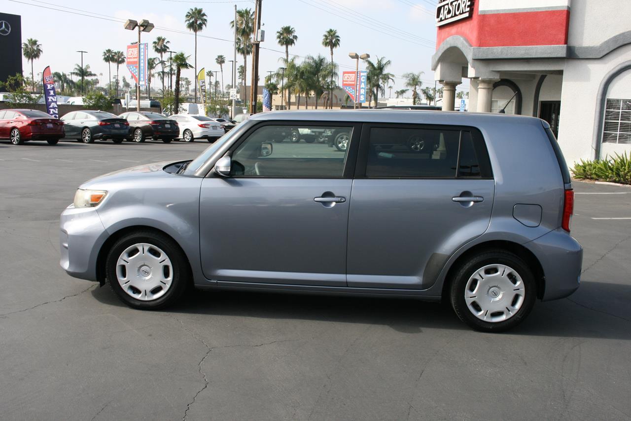 Scion xB 5dr Wgn Auto (Natl) 2012