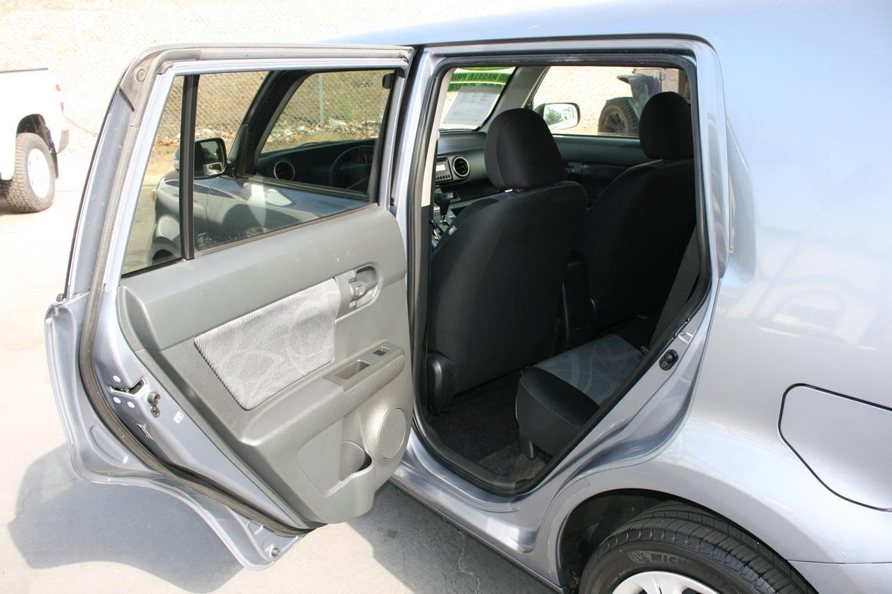 Scion xB 5dr Wgn Auto (Natl) 2012