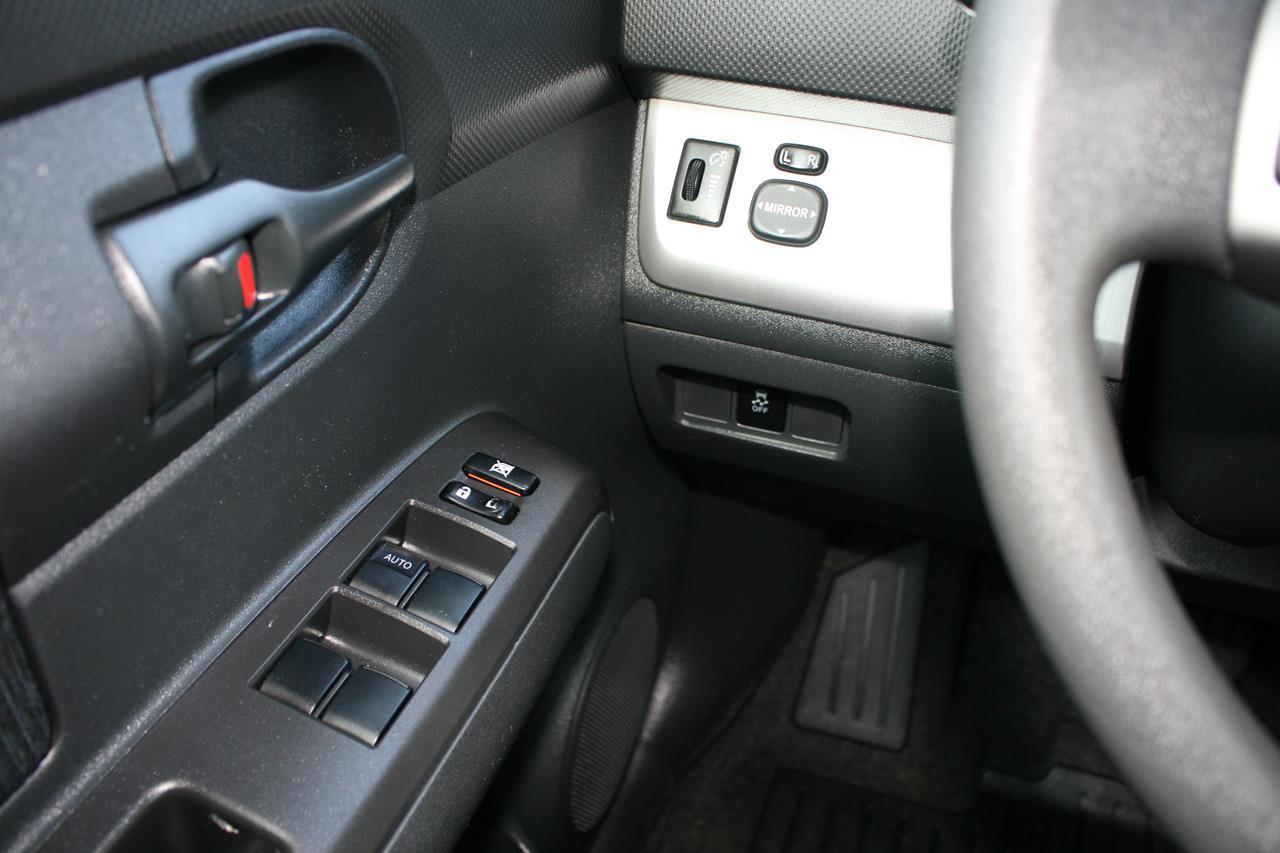 Scion xB 5dr Wgn Auto (Natl) 2012