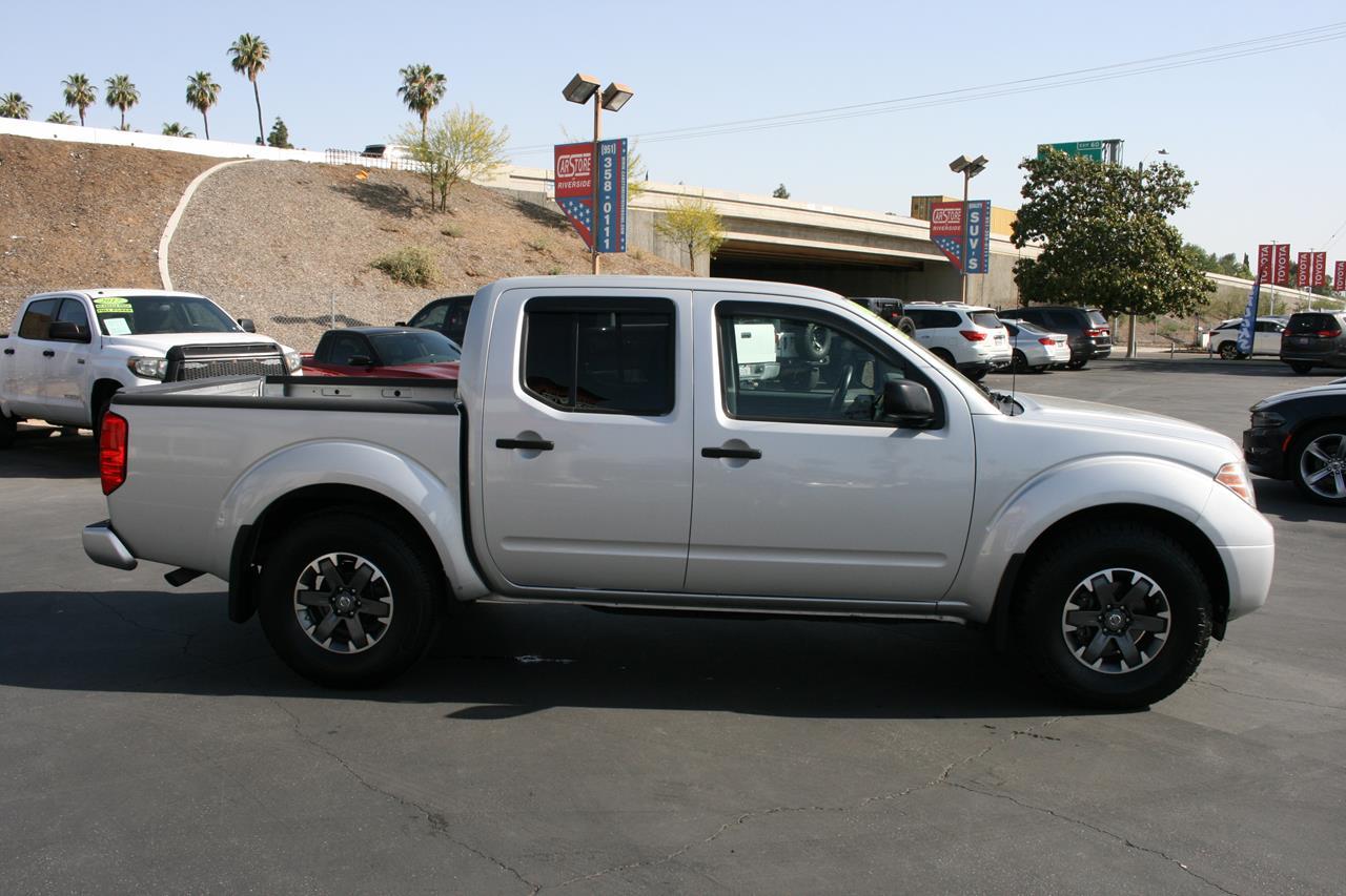 Nissan Frontier Crew Cab 4x2 Desert Runner Auto *Ltd Avail* 2019