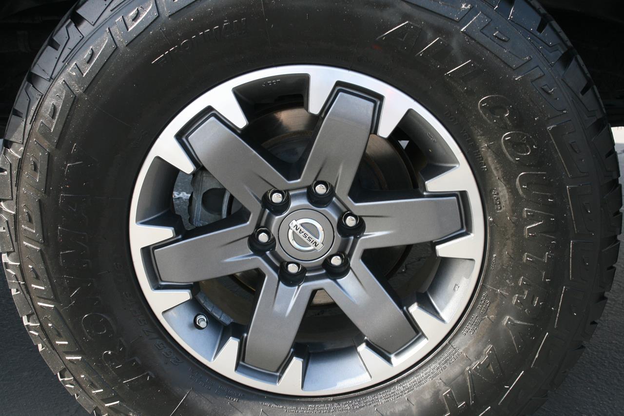 Nissan Frontier Crew Cab 4x2 Desert Runner Auto *Ltd Avail* 2019