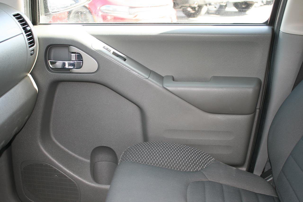 Nissan Frontier Crew Cab 4x2 Desert Runner Auto *Ltd Avail* 2019