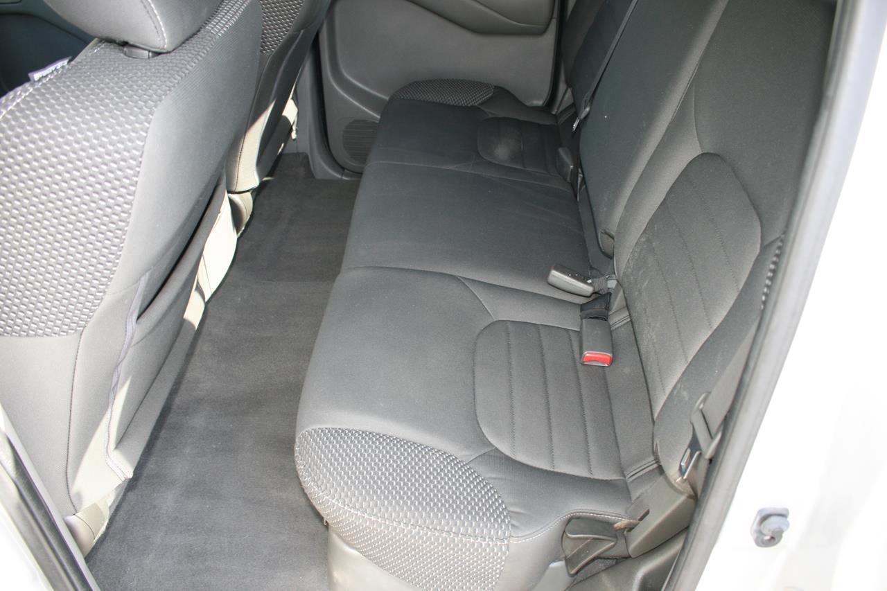 Nissan Frontier Crew Cab 4x2 Desert Runner Auto *Ltd Avail* 2019