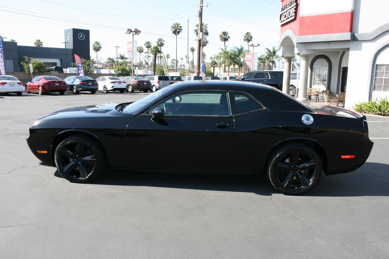 Dodge Challenger 2dr Cpe R/T 2011