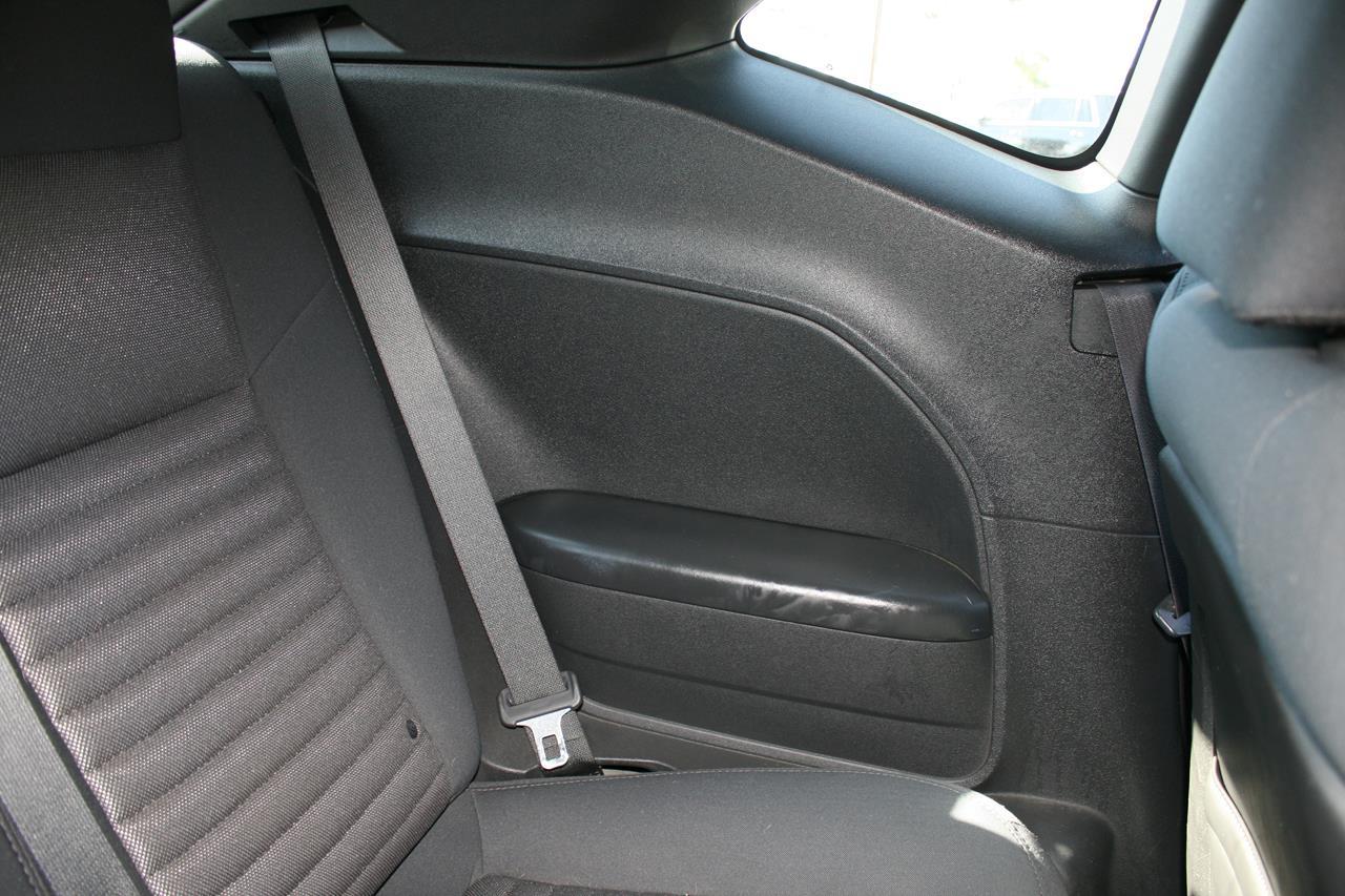 Dodge Challenger 2dr Cpe R/T 2011