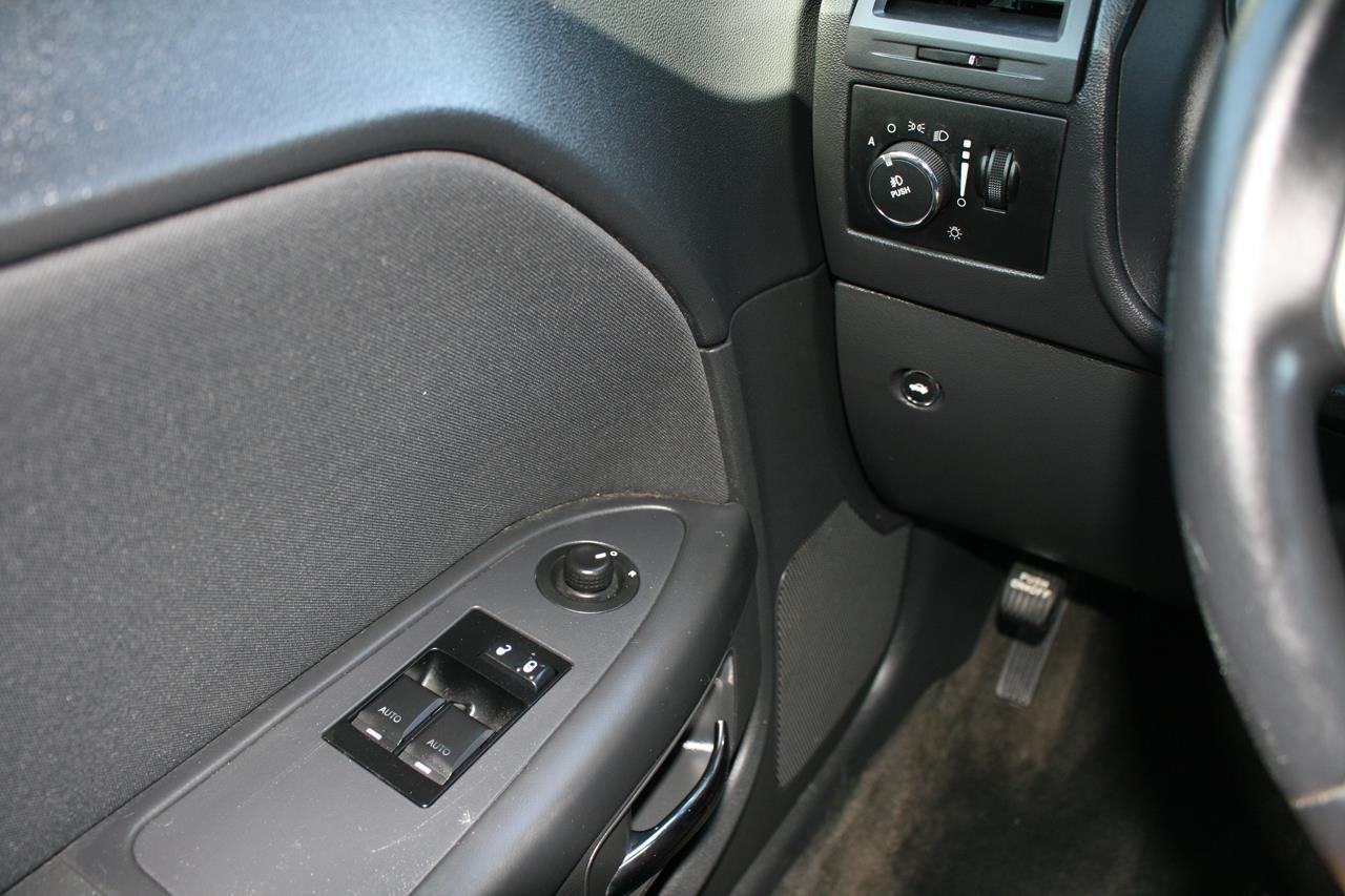 Dodge Challenger 2dr Cpe R/T 2011