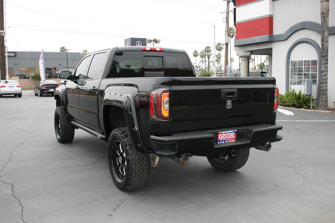 GMC Sierra 1500 4WD Crew Cab 143.5" SLT 2017