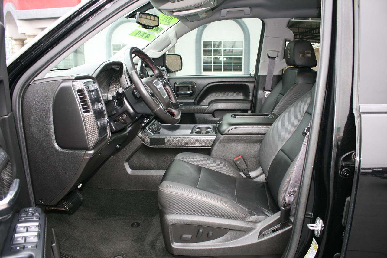 GMC Sierra 1500 4WD Crew Cab 143.5" SLT 2017