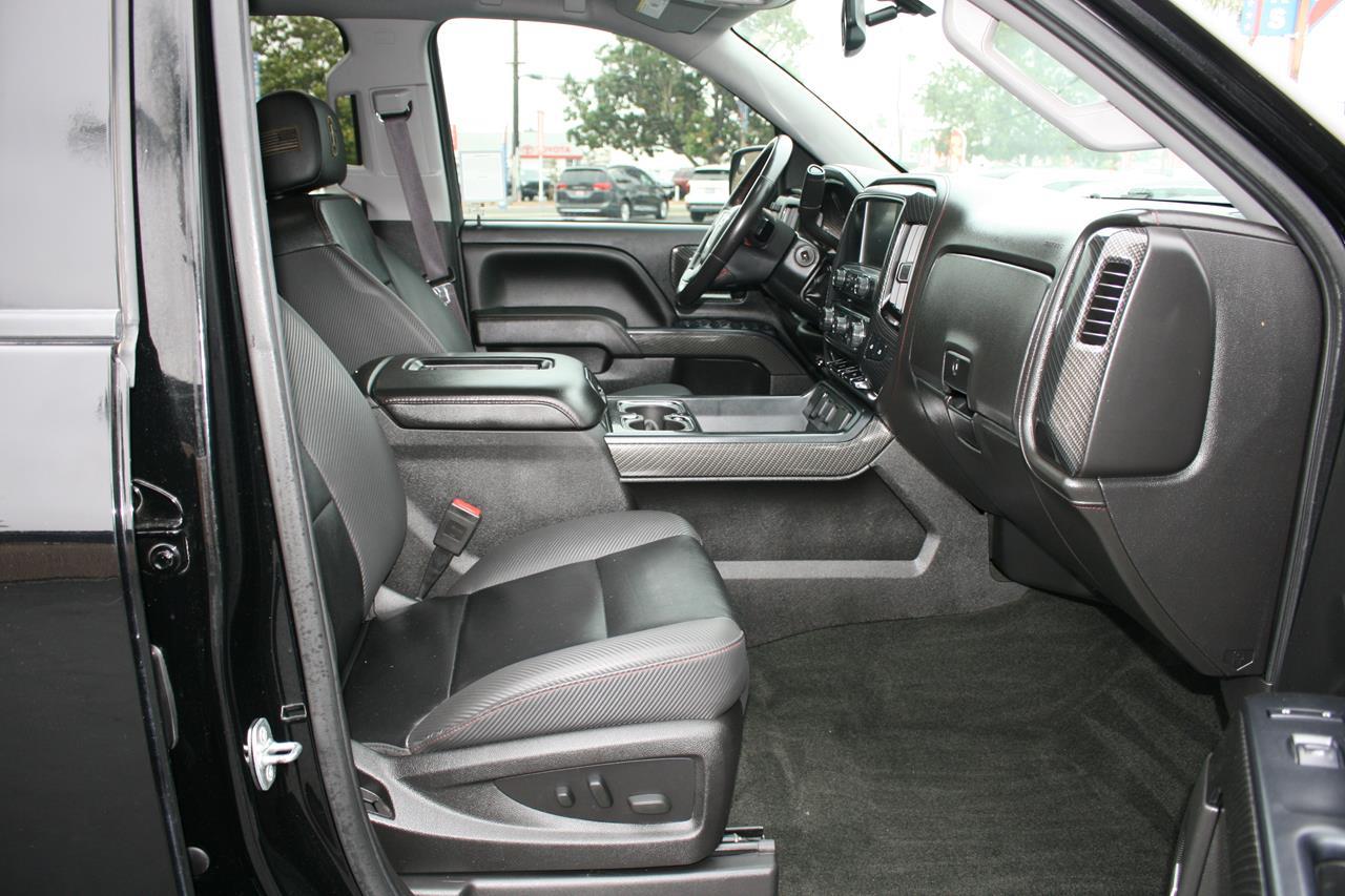 GMC Sierra 1500 4WD Crew Cab 143.5" SLT 2017