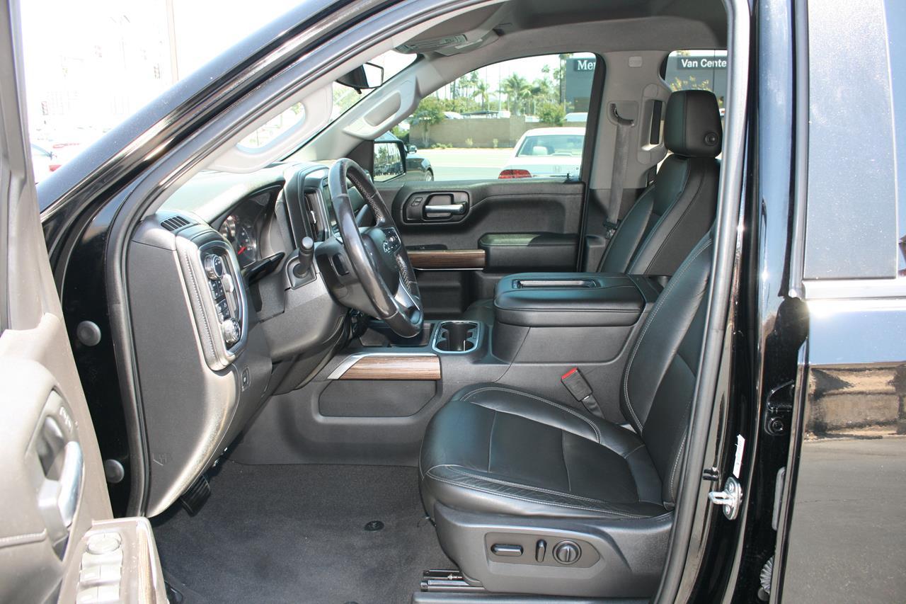Chevrolet Silverado 1500 4WD Crew Cab 147" RST 2020