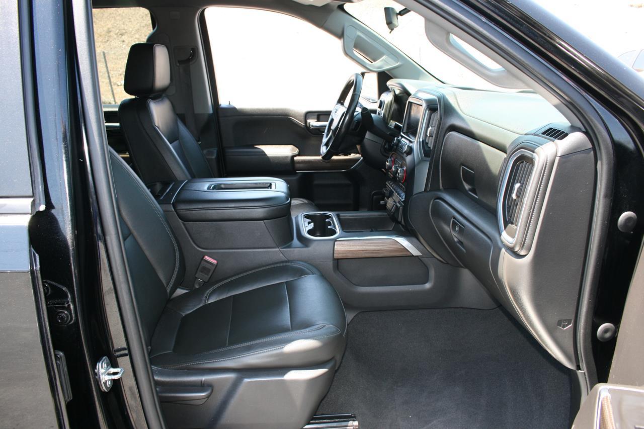 Chevrolet Silverado 1500 4WD Crew Cab 147" RST 2020