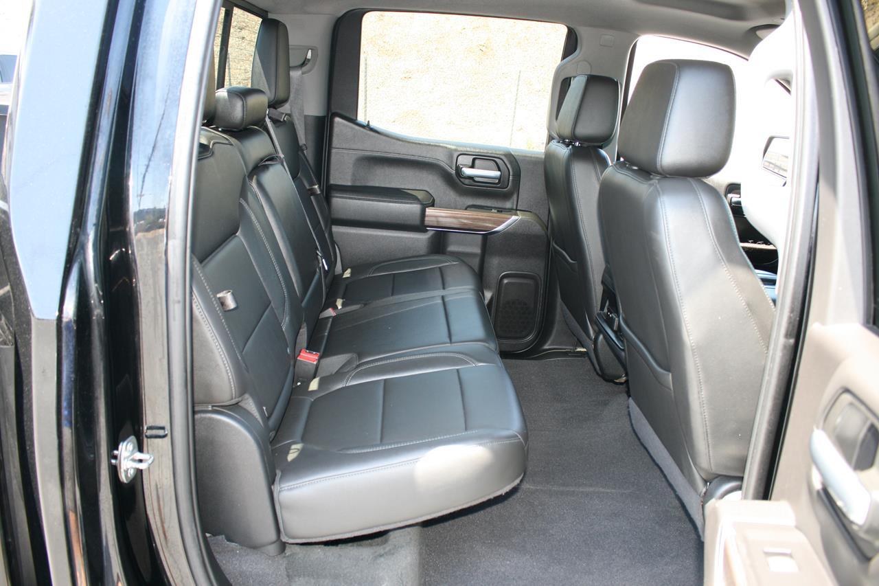 Chevrolet Silverado 1500 4WD Crew Cab 147" RST 2020