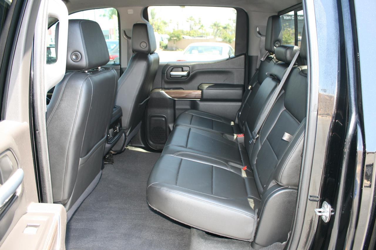 Chevrolet Silverado 1500 4WD Crew Cab 147" RST 2020