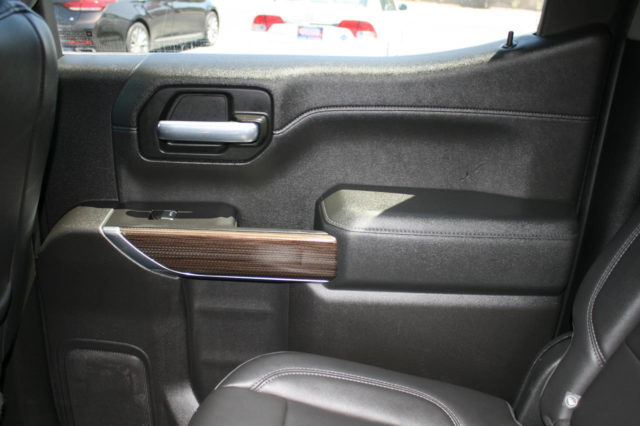 Chevrolet Silverado 1500 4WD Crew Cab 147" RST 2020