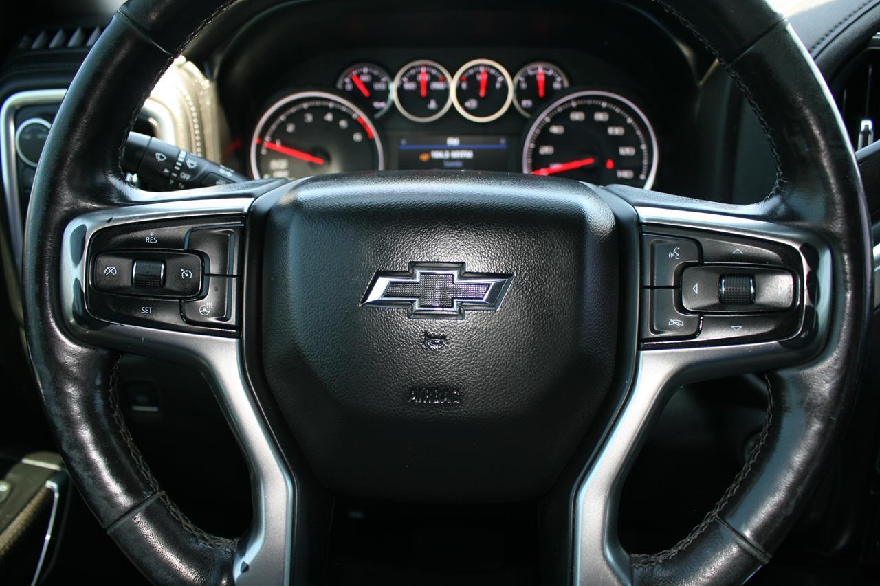 Chevrolet Silverado 1500 4WD Crew Cab 147" RST 2020