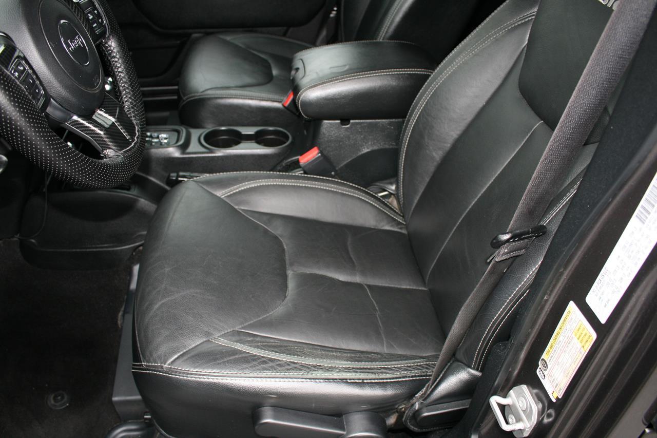 Jeep Wrangler Unlimited 4WD 4dr Rubicon Hard Rock 2016